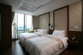 Benikea Hotel Yeosu 3*