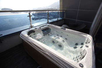 Benikea Hotel Yeosu 3*