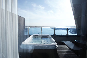 Benikea Hotel Yeosu 3*