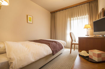 Hotel Wakamizu 3*