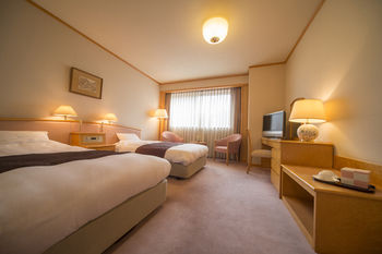 Hotel Wakamizu 3*