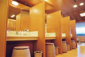 Hotel Wakamizu 3*