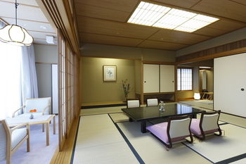 Hotel Wakamizu 3*