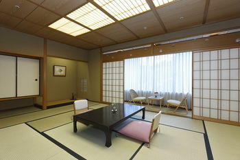Hotel Wakamizu 3*