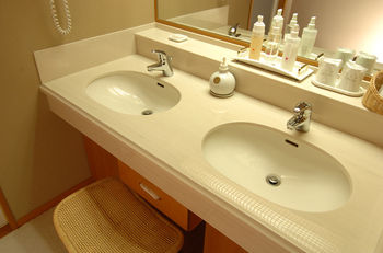 Hotel Wakamizu 3*