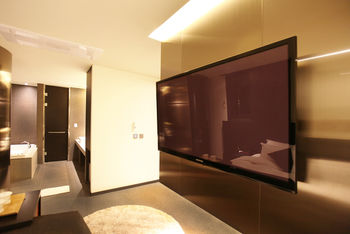 Vine Hotel 3*