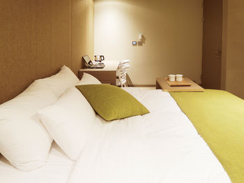 Vine Hotel 3*