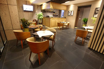 Vine Hotel 3*