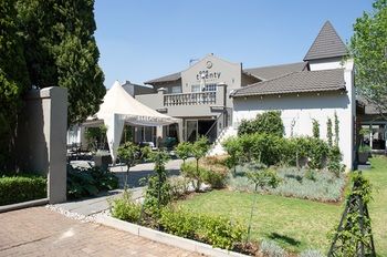 Birchwood Hotel and OR Tambo Conference Centre 4*