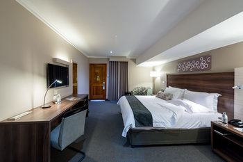 Birchwood Hotel and OR Tambo Conference Centre 4*
