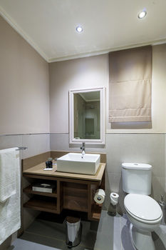 Birchwood Hotel and OR Tambo Conference Centre 4*