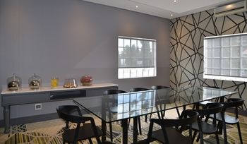 Birchwood Hotel and OR Tambo Conference Centre 4*