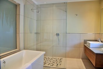 Birchwood Hotel and OR Tambo Conference Centre 4*