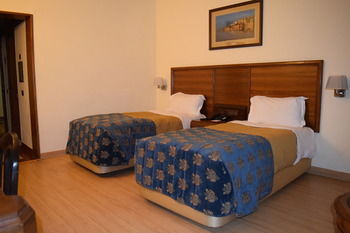 Hotel Samrat 4*