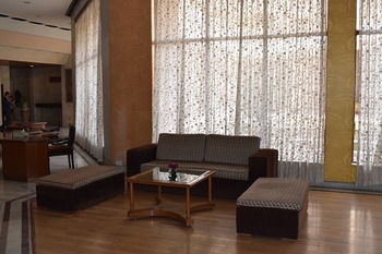 Hotel Samrat 4*