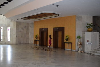 Hotel Samrat 4*