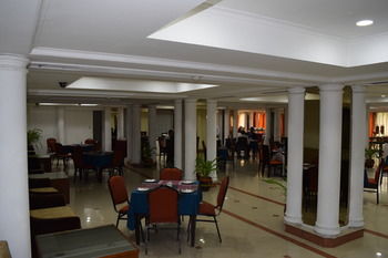Hotel Samrat 4*