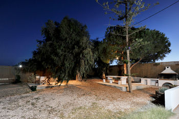 Tsakanos Apartments 0*