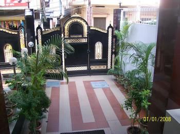 Hotel Viraat Inn 3*