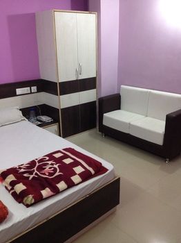 Hotel Viraat Inn 3*