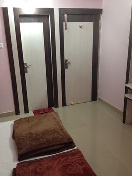 Hotel Viraat Inn 3*