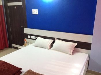 Hotel Viraat Inn 3*