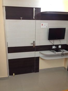 Hotel Viraat Inn 3*