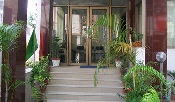 Hotel Viraat Inn 3*