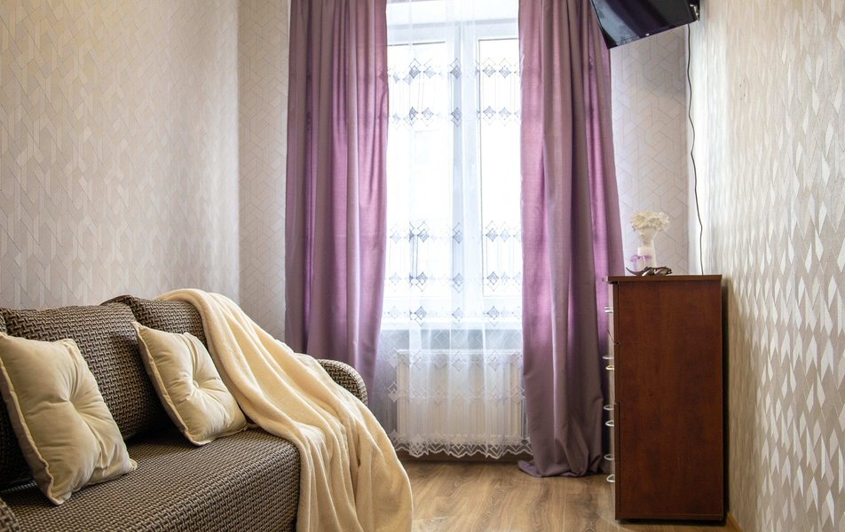«LovelyHome39» \/ «ЛавлиХоум39 на Яблоневой 8» апартаменты 3*