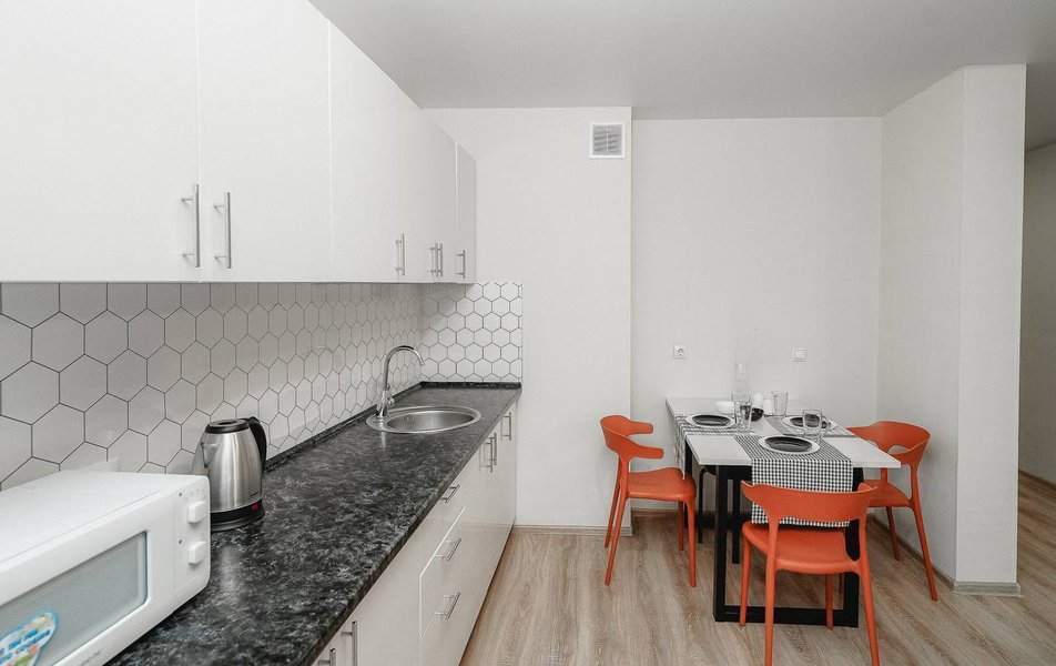 «Urban Keys» \/ «Урбан Кейс на Кузьмина 21» апартаменты 3*