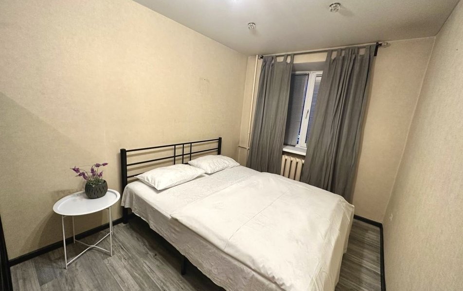 «ВипАренда на Чкалова 35» апартаменты 4*