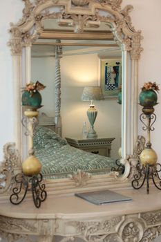 Misty Waves Boutique Hotel 4*