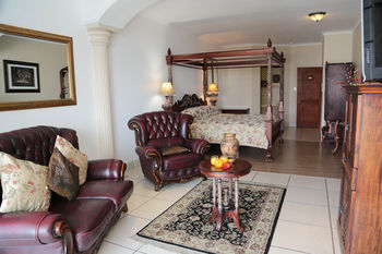 Misty Waves Boutique Hotel 4*