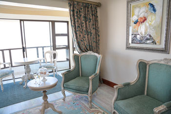 Misty Waves Boutique Hotel 4*