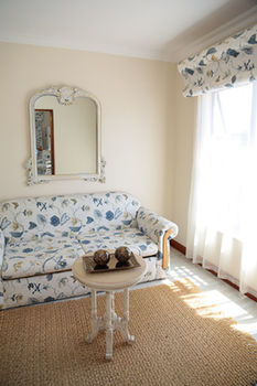 Misty Waves Boutique Hotel 4*