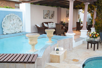 Misty Waves Boutique Hotel 4*