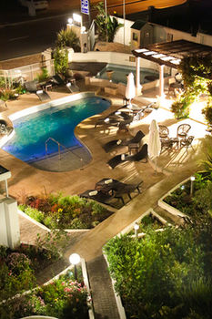 Misty Waves Boutique Hotel 4*