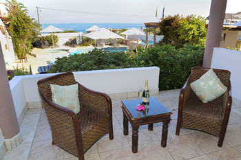 Misty Waves Boutique Hotel 4*