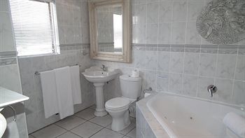 Misty Waves Boutique Hotel 4*