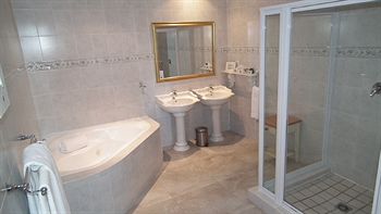 Misty Waves Boutique Hotel 4*