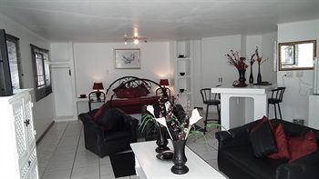Misty Waves Boutique Hotel 4*