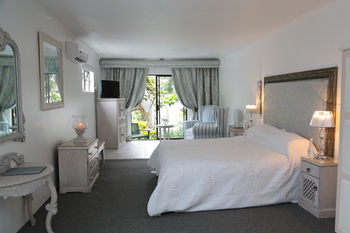Misty Waves Boutique Hotel 4*