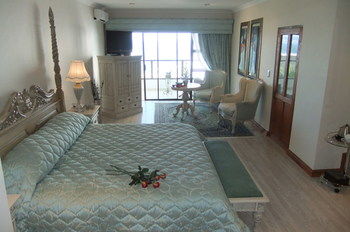 Misty Waves Boutique Hotel 4*