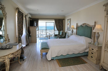 Misty Waves Boutique Hotel 4*