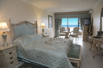 Misty Waves Boutique Hotel 4*