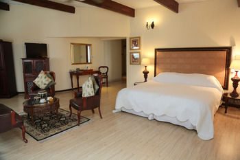 Misty Waves Boutique Hotel 4*