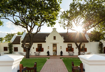 Leeu House 5*