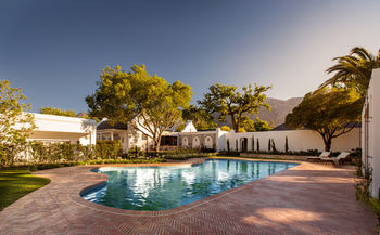 Leeu House 5*