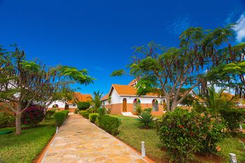 Azao Resort & Spa 4*