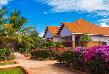 Azao Resort & Spa 4*